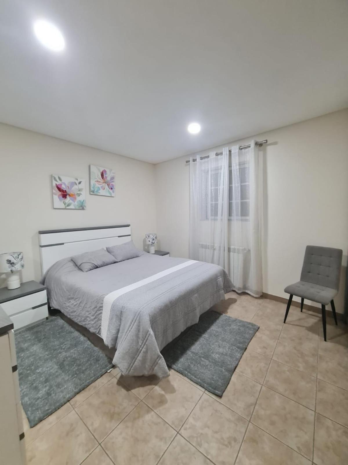 Apartamento T2 Zona Rural วิลานอวา ดิ ไปวา ภายนอก รูปภาพ